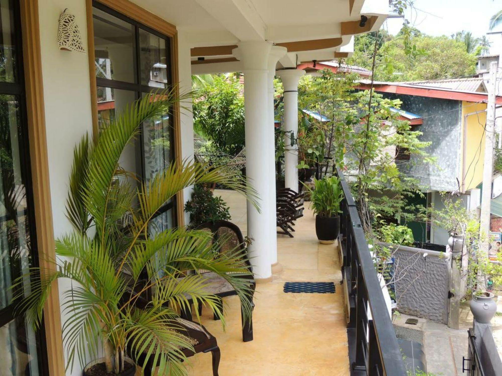 Manidi Villa Unawatuna Exterior foto